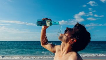 Acqua minerale
